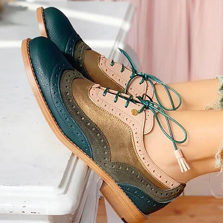 Women Soft Leather Oxfords Hand-made Leisure Lace-up Brogues Wingtips Shoes For Ladies New Arrival Caved Tassel Flats