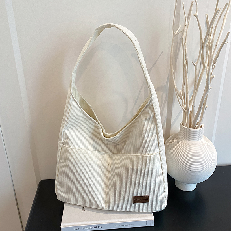 A must-have for women's casual and versatile one shoulder crossbody carrying solid color bags, commuting women's versatile large capacity wo