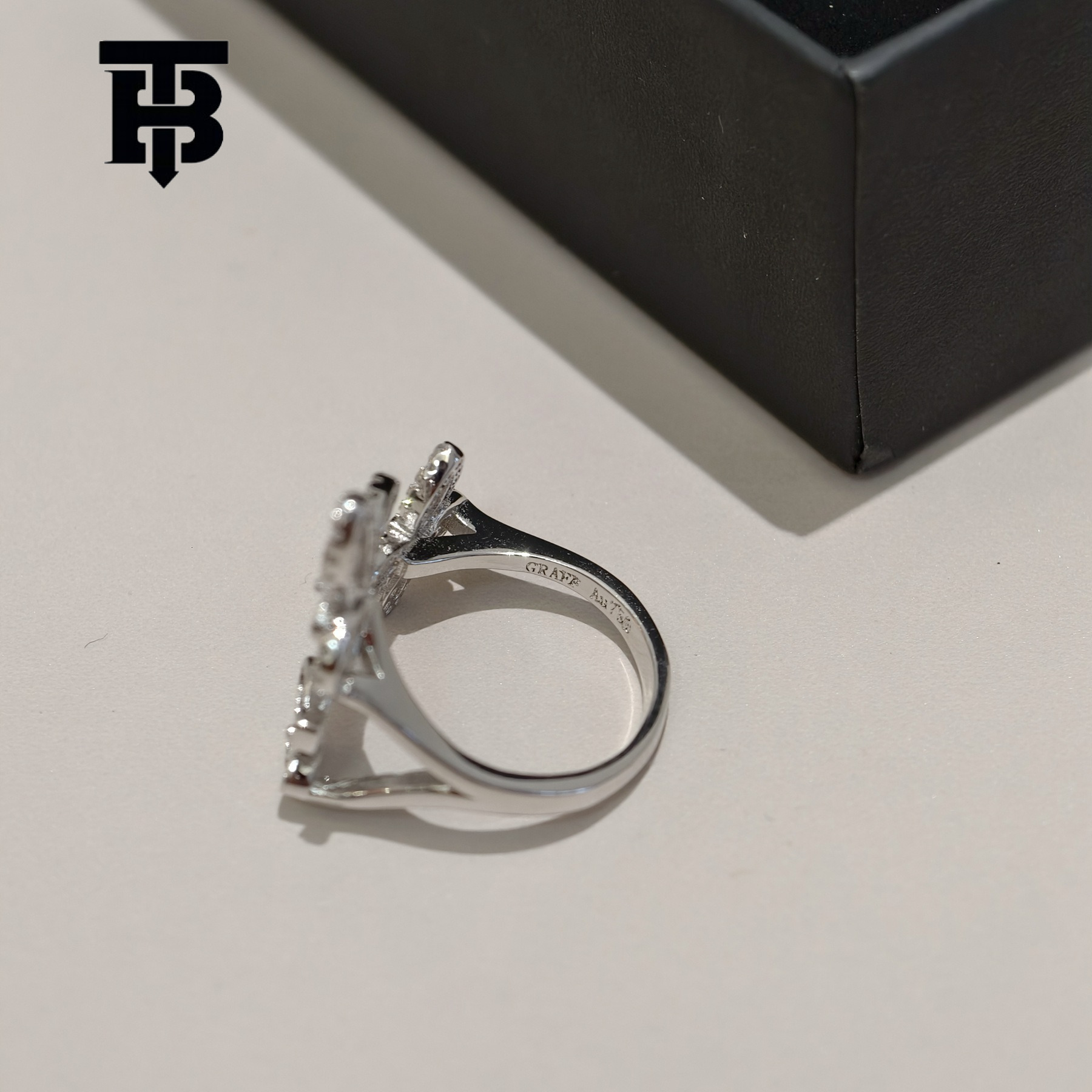 Free Shipping For New Designer Accessories Phantom Butterfly Ring Open Female Index Finger Full Diamond Niche Design Fairy Exquisite Versatile