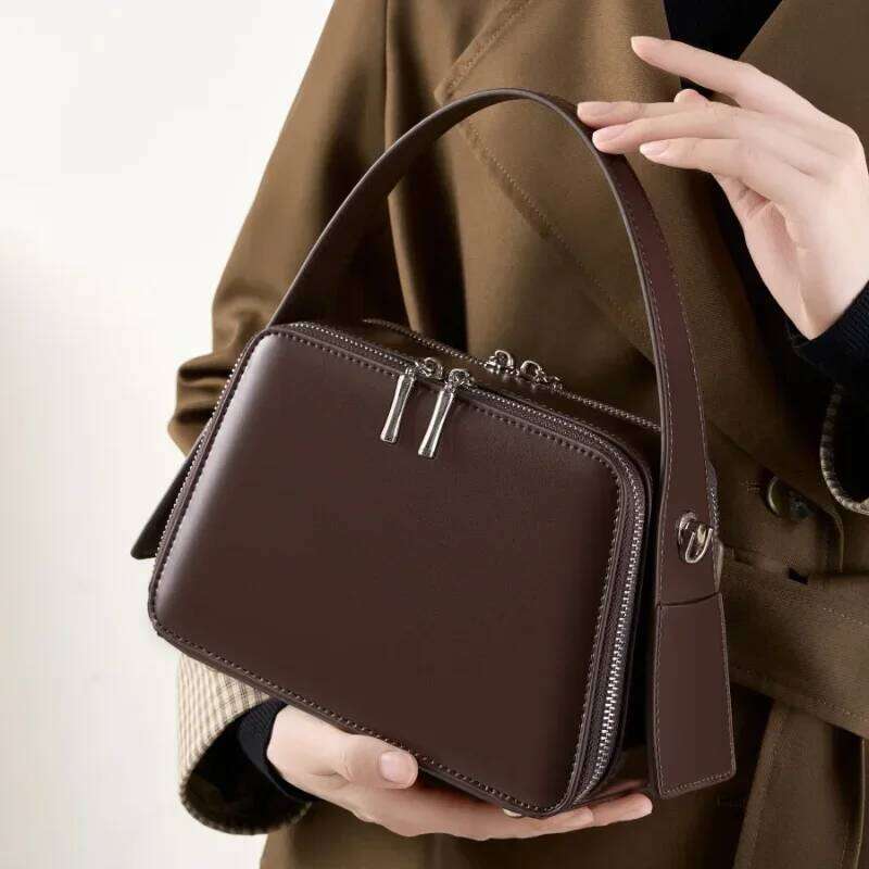 High Quality 2025 New Niche Design Second Layer Cowhide Women Commuter Crossbody Handheld Bag Elegant Underarm Bag Small Handbag