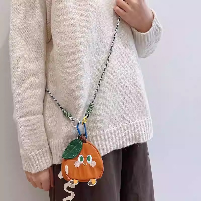 2025 Autumn mini New Three Color Patch Bean Earphone Bag Simple, Small, Exquisite, Cute Mini Bag, Small and Unique Cartoon Coin Wallet, Designer Walle