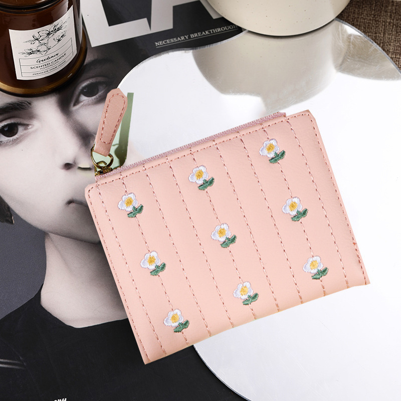 2025 autumn new cream small square Japanese style niche light luxury simple mini elegant women's short coin wallet card bag designer wallet