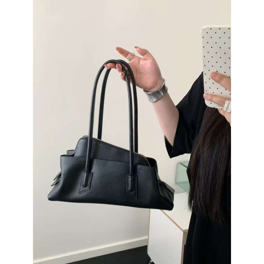 Genuine Leather Shoulder 2025 New High-end Boston Handbag Women's Niche Design Commuter Crossbody Bag
