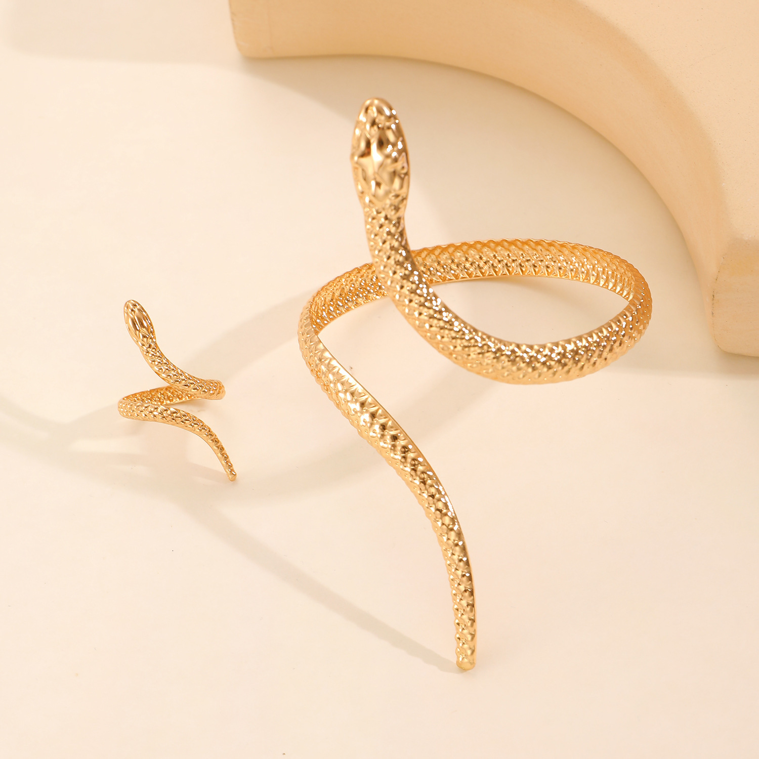 Luxury Brand Designer Jewelry European And American Style Adjustable Open Bracelet Women's Ring Set Versatile Snake Design Personality Bracelet S