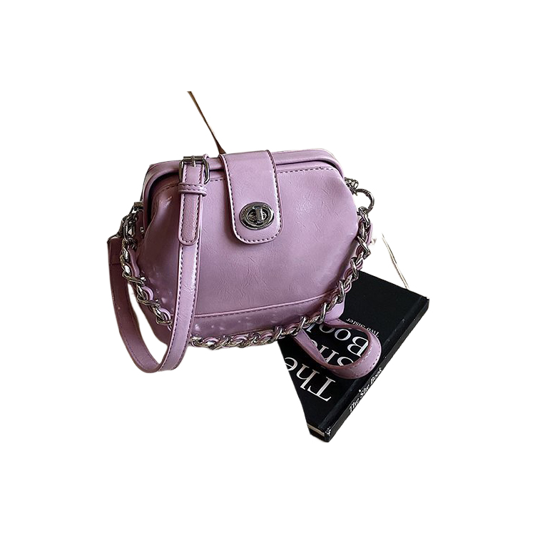 Ms. QiMeiGui's chain small golden ball oil-wax leather small bag, fashionable box bag, single shoulder crossbody bag