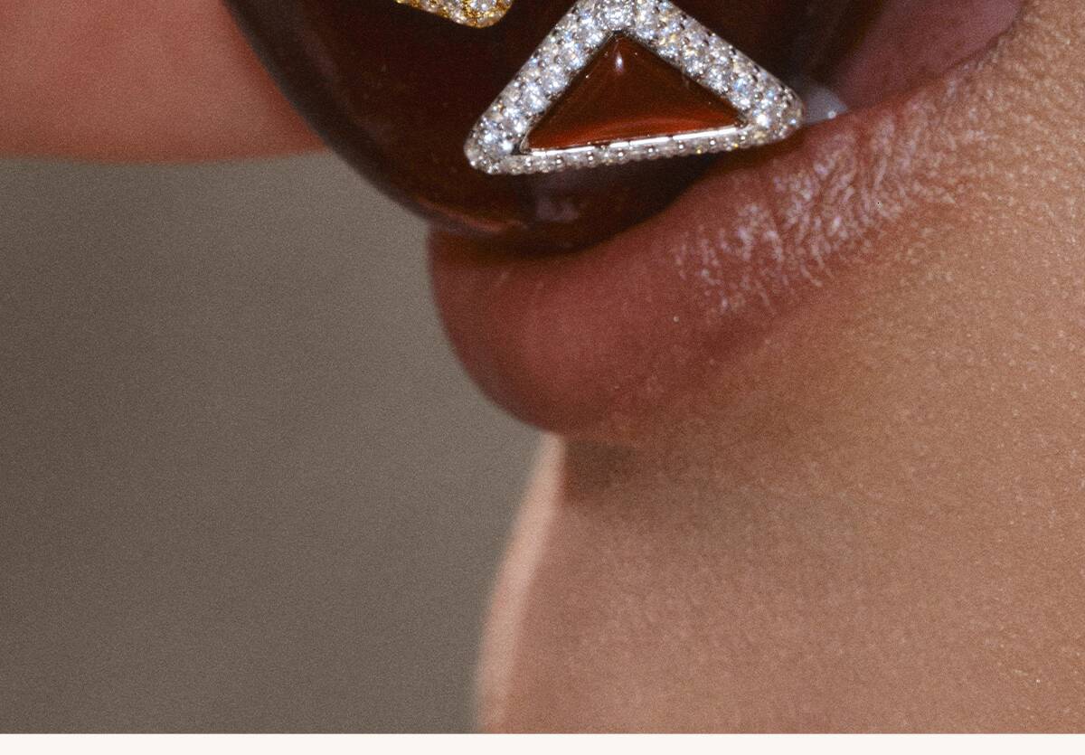 Earrings quality Delta Series Colorful Triangle Earrings For Women New White Shell Agate Klein Blue Ear Jewelry