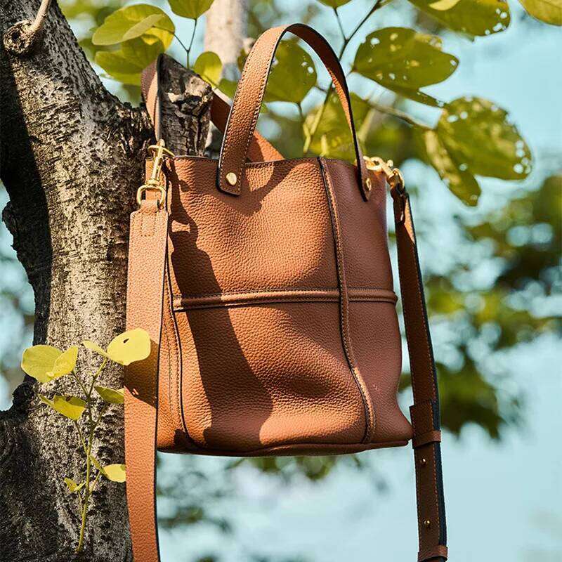 2024 Women Fashion Bucket Shoulder New Design Cowhide Handbags Genuine Leather Tote Bags Female Messenger Bag