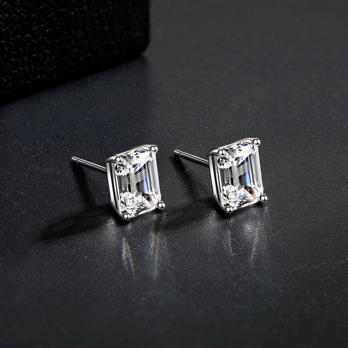luxury earrings jewelry woman designer earrings gold Y2K 925 Sterling Silver elegant jewelry emerald cut white Moissanite diamond Solitaire woman fashion jewelry
