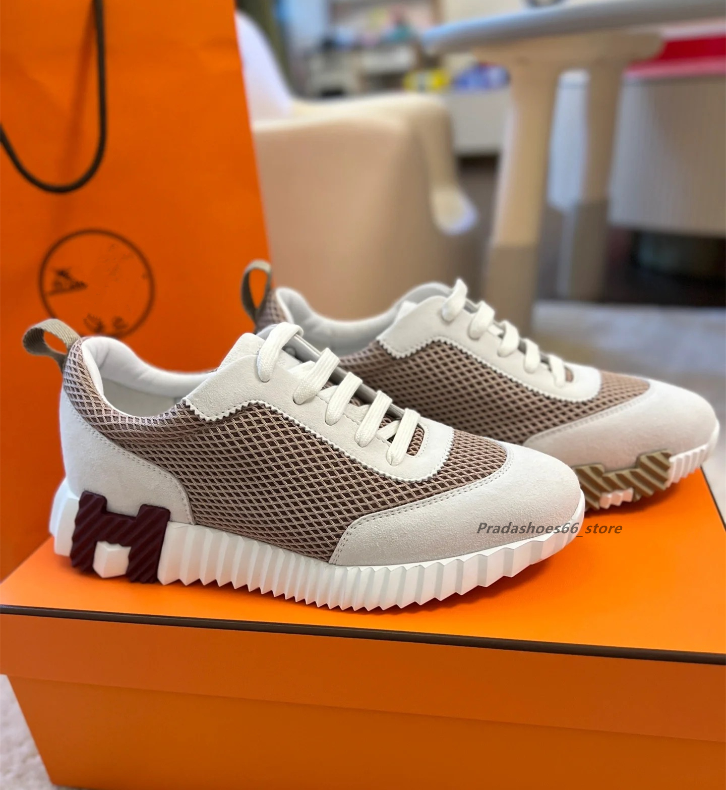 Men Women Casual Sneakers Breathable Sport Shoes Lightweight Outdoor Mesh Running Shoes Luxury designer h sneakers Athletic Jogging Tenis Walking Shoes horse