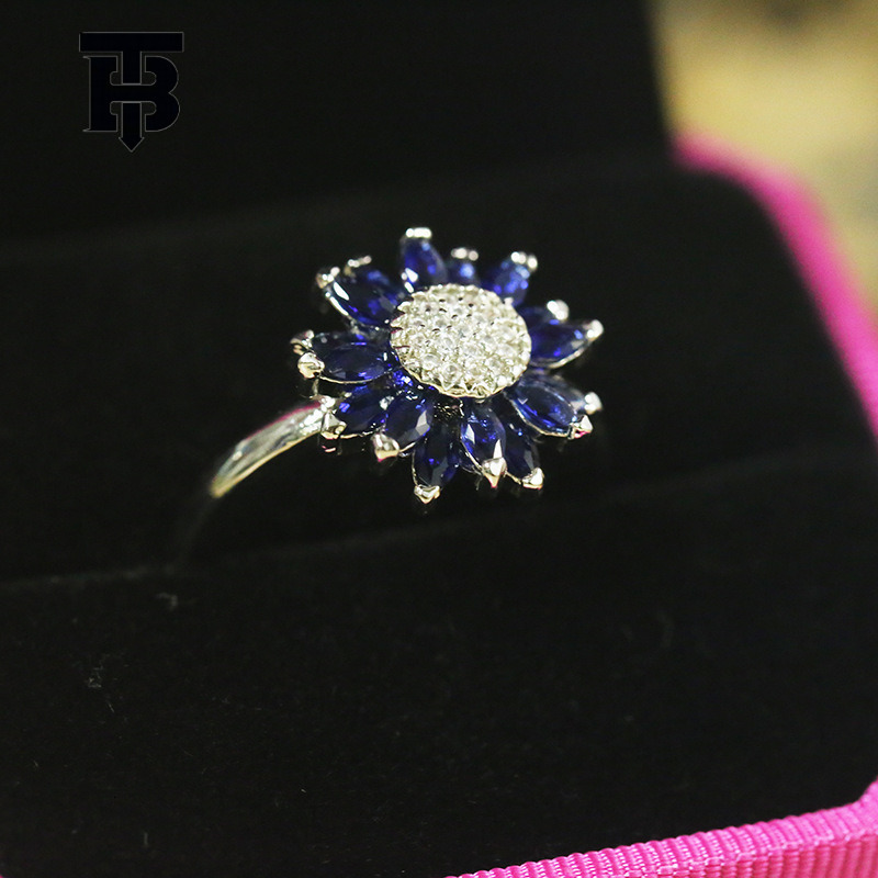 Free Shipping For New Designer Accessories Wish New Hot Sale Blue Diamond Sunflower Ring European And American Creative Retro Ring Jewelry For Women