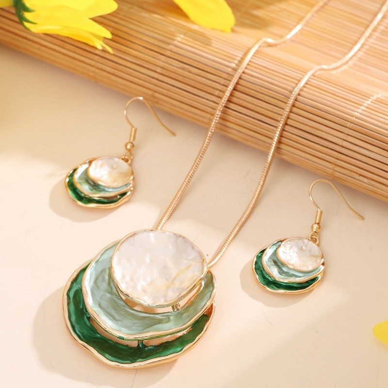 Bohemian three-layer round zinc alloy enamel jewelry set cute and elegant lady girlfriend holiday party gift necklace earrings 1 set