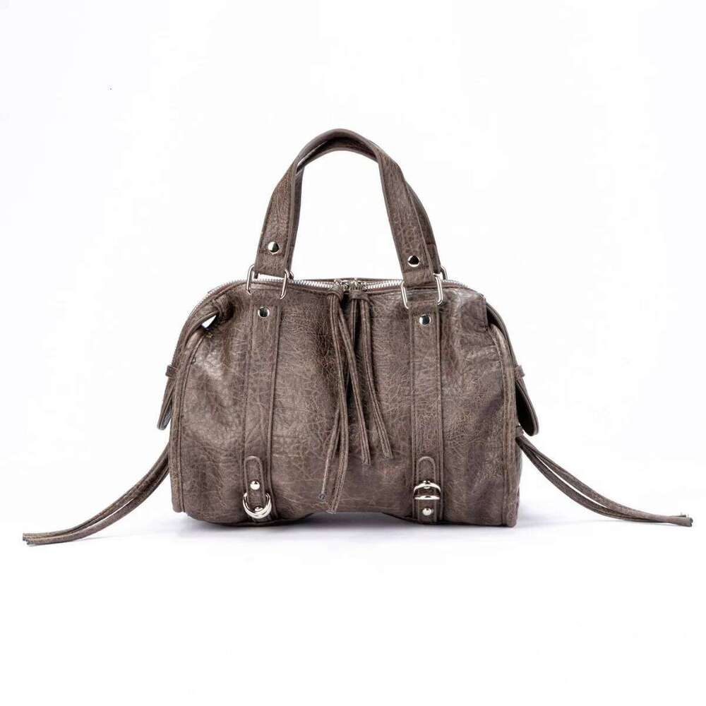 Vintage Fashion Rivets Motocycle Casual Shoulder Women Tote Shopping Bag Female Handbag Boston Zipper Crossbody