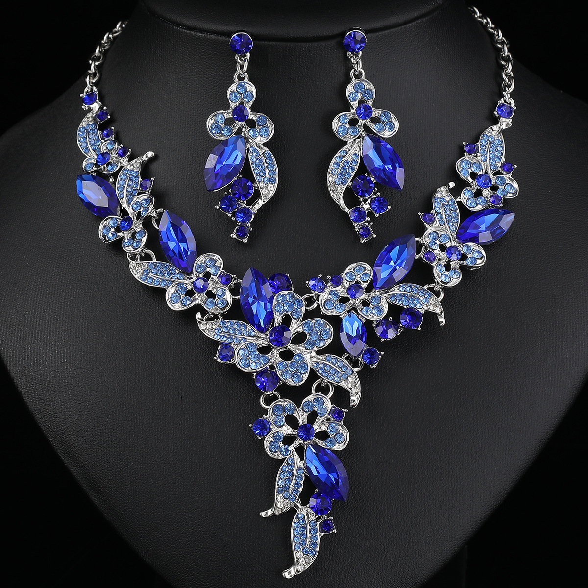 Luxury Brand Designer Jewelry European And American Jewelry Set Necklace Earrings Three-Piece Set Bridal Wedding Accessories New Model Foreign Trade S