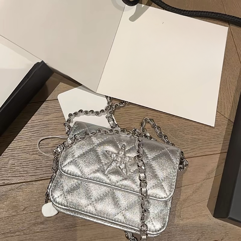 2025 autumn new bag, new light luxury style, compact and exquisite star shaped square bag, mini chain atmosphere crossbody bag, designer shoulder bag