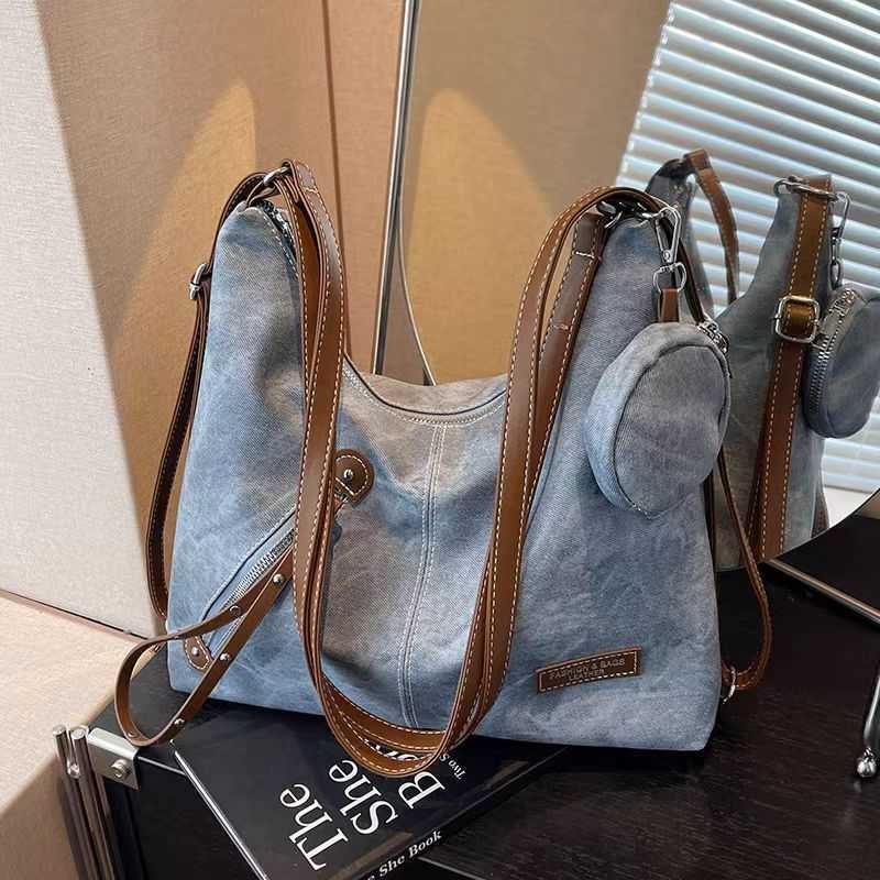 Large-capacity bag for women, 2025 new model, niche single-shoulder tote bag, multi-functional backpack Z250219