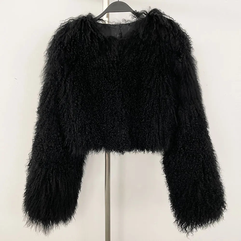 Real Mongolia Sheep Fur Women Winter High Quality Fashion Tibet Sheep Fur Jacket Arrival Natural Fur Coat American Fashion 250829