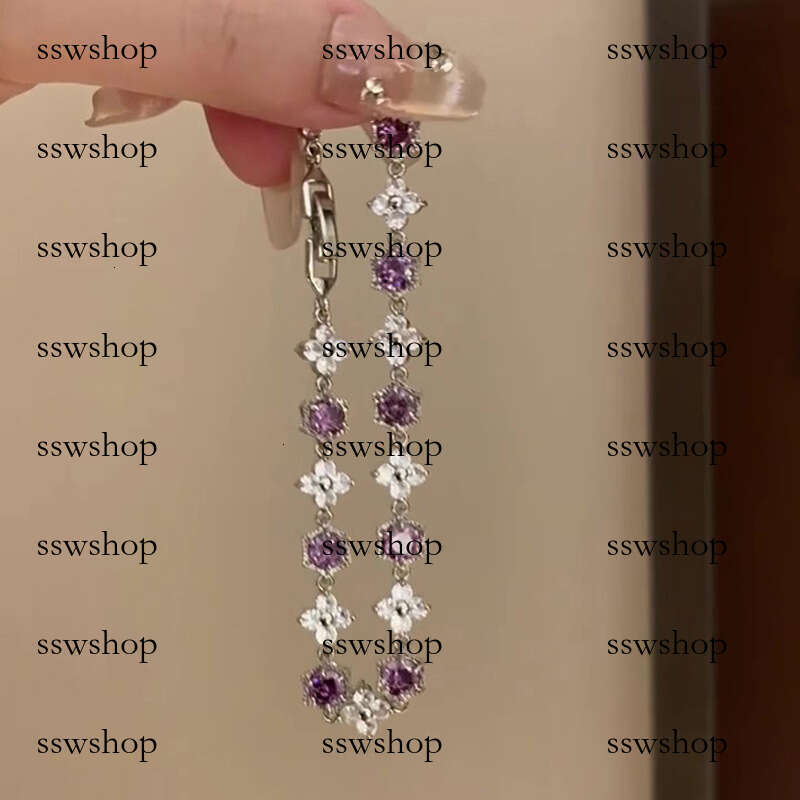 Korean Style Zircon Flower Light High-end Bracelet Versatile Exquisite Fashionable Elegant Jewelry Design Sense Niche