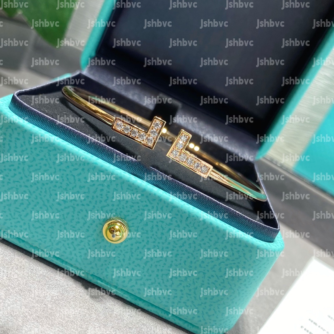 Bracelet designer bracelet 2025 new net red with double T bracelet opening plated 18Kv gold full of diamonds star with models quality bracelets fashion versatile