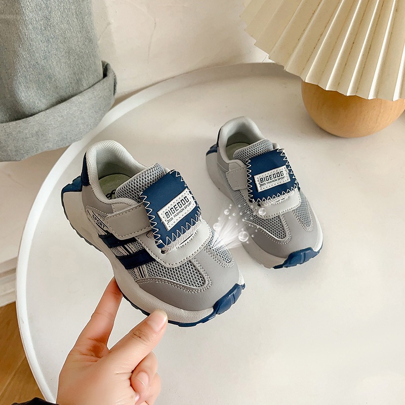 Childrens casual shoes boys sports shoes models girls and autumn softsoled baby antislip summer S251027