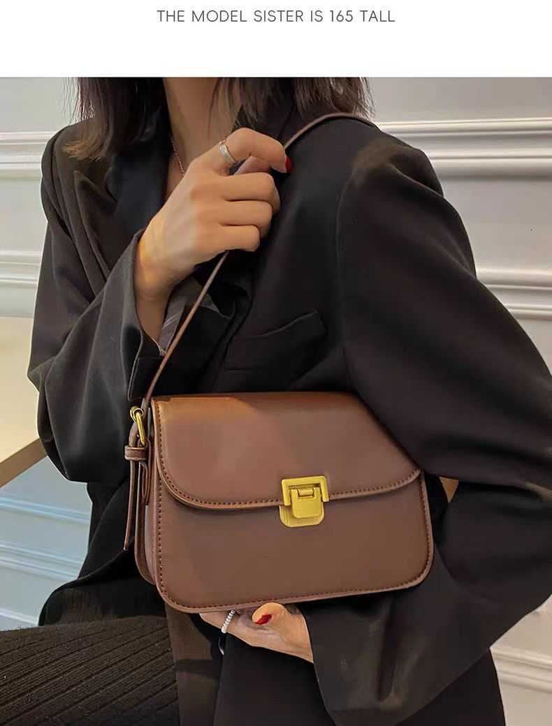 ladies' new autumn-winter versatile handbag, niche crossbody bag, single-shoulder small square bag, women's underarm bag Z250303