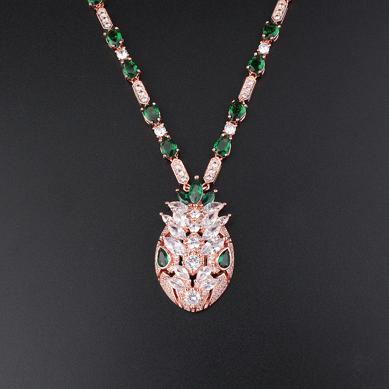 Luxury Brand Designer Jewelry European And American Retro Small Luxury Snake Head Set Micro Inlaid Zircon Mixed Color Necklace Women's New Year P