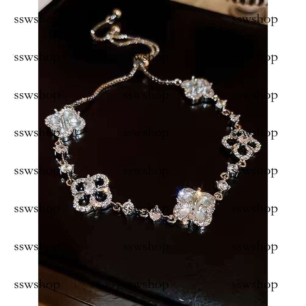 designer bracelet women Four-Leaf Clover Zircon Flower Bracelet for Women, Niche Light High-End Ring, Minimalist Style, Best Friend Gift, Hand Jewelry