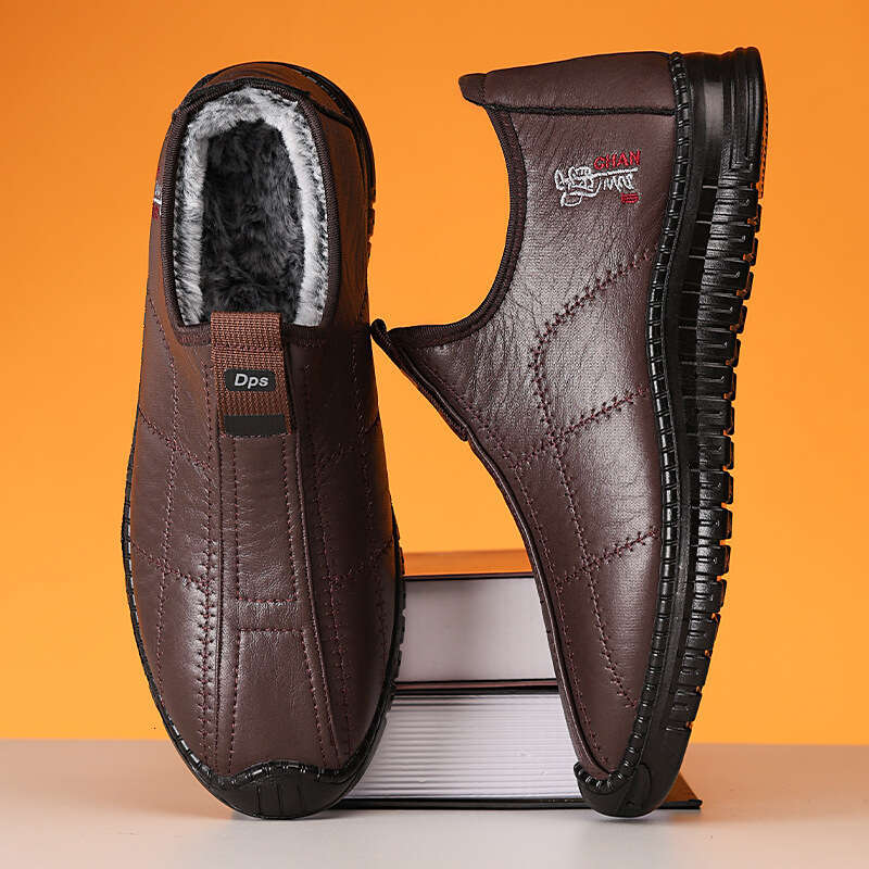 Designer Shoes Men's Winter Versatile Cotton Shoes Cross border Large Size Leather Boots Cold proof and Warm Snow Boots with Thick Velvet Cotton 