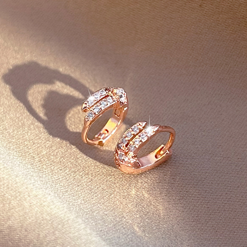 Light Luxury Niche Rose Gold Inlaid Diamond Stud Earrings 2024 New Hot Unique Ear Luxury Designer Free Shipping Clips Simple High-end Earrings For Wom