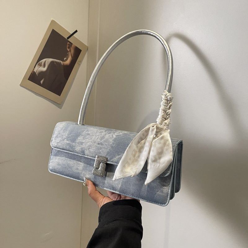 High-end Stylish Luxury Bagdesigner Free Shipping Silver Bag For Women 2025 New French Niche Single Shoulder Underarm Bag Fashion Handbag Baguette Bag