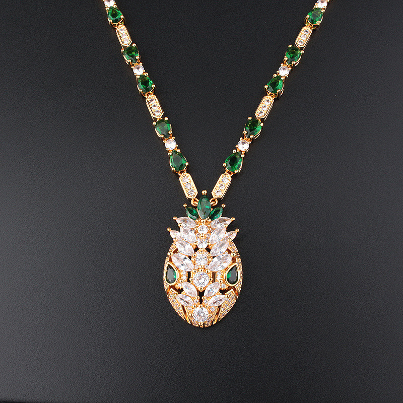 Luxury Brand Designer Jewelry European And American Retro Small Luxury Snake Head Set Micro Inlaid Zircon Mixed Color Necklace Women's New Year P