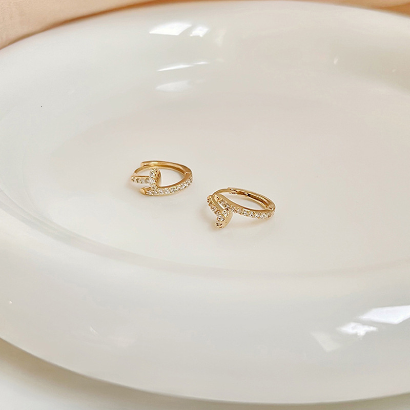 Light Luxury Niche Rose Gold Inlaid Diamond Stud Earrings 2024 New Hot Unique Ear Luxury Designer Free Shipping Clips Simple High-end Earrings For Wom