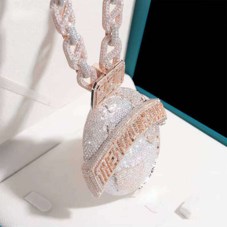 Iced Charm Moissanite Chain Hip Hop Pendant Men's Fashion Accessories