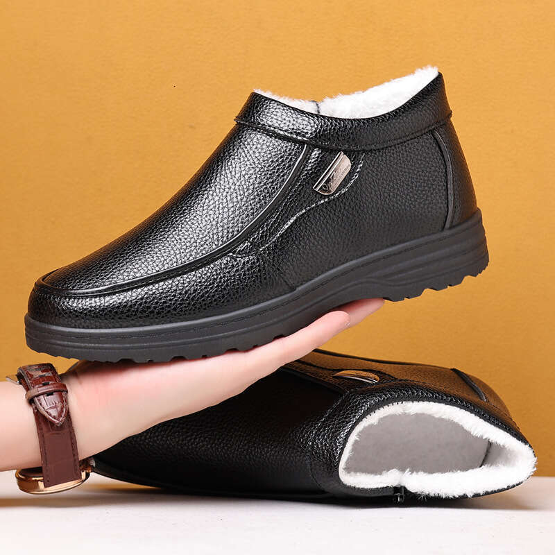 2025 Winter New Men's Velvet Warm Leather Shoes Thick Bottom Snow Boots Men's Zipper High Top Middle Aged Cotton Shoes
