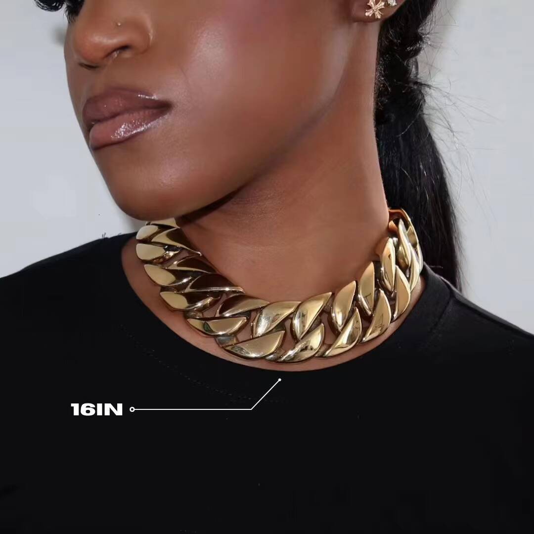 Wholesale Necklaces for Women New Arrival Fine Jewelry Chunky Gold Main Character Cuban Chain Choker Necklace for Women