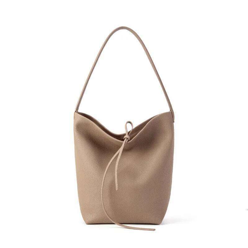 Simple Brand Design No Beige Bucket Tote Appropriately Sized Cowhide Leather Women Armpit Shoulder Bag Soft Handbag 250830