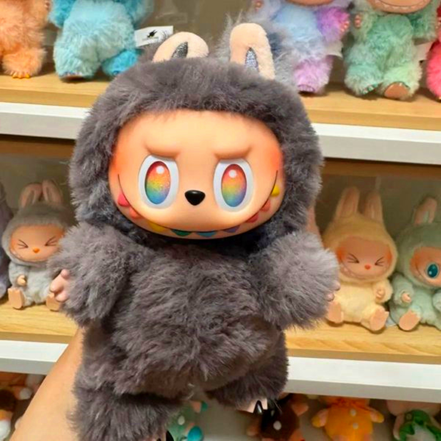 High qulity 100% labubu Labubu V3 V2 V1 Monsters Big Into Energy SeriesBlind Box Kawaii Figure Keychain Decor Gift blind bag 17*8 popmart doll for chi