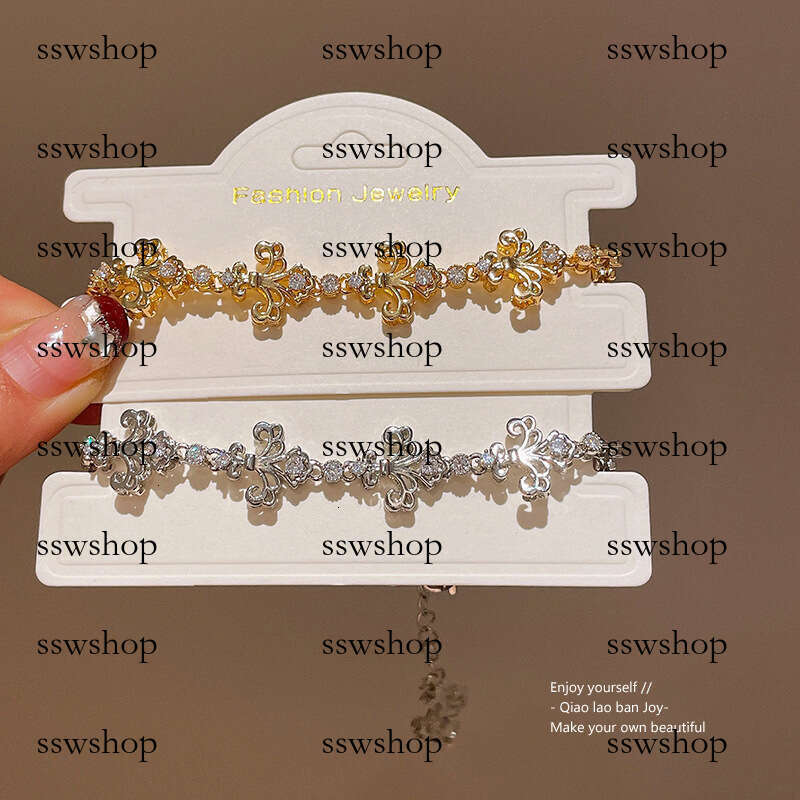 designer Zircon Irregular Iris Light Exquisite High-end Bracelet Temperament Niche Palace Style Hand Jewelry