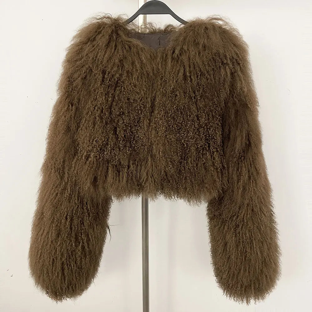 Real Mongolia Sheep Fur Women Winter High Quality Fashion Tibet Sheep Fur Jacket Arrival Natural Fur Coat American Fashion 250829