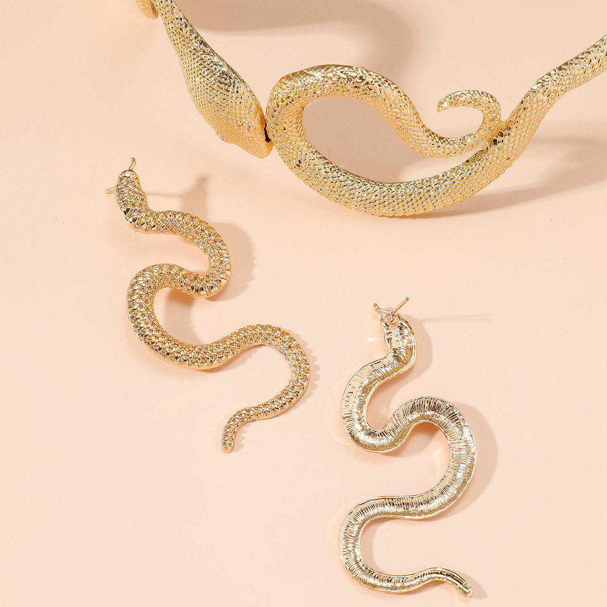 Luxury Brand Designer Jewelry Vintage Necklace Collar Exaggerated Circle Pattern Texture Women's Necklace Fashion Simple Necklace Earrings Access