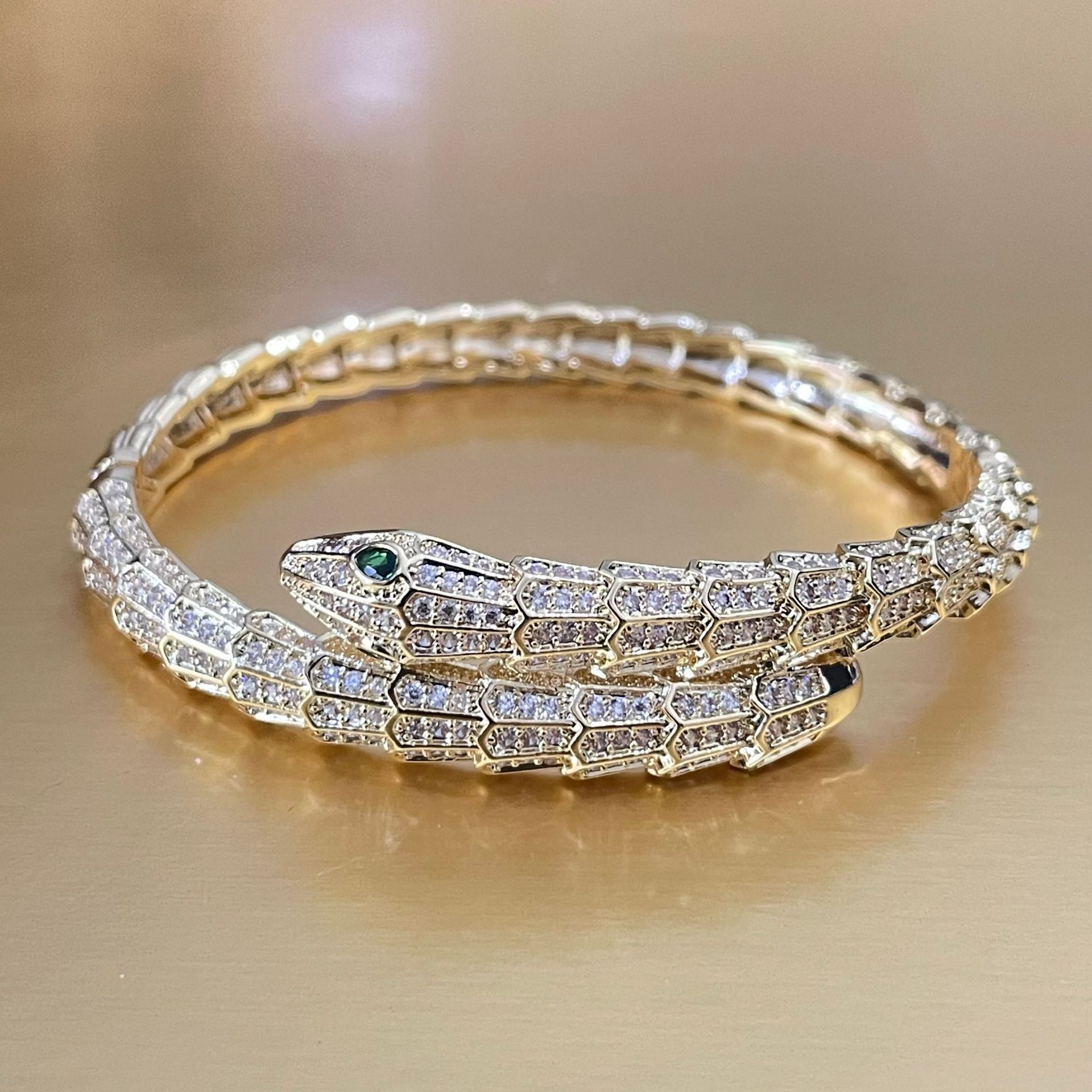 Luxury Brand Designer Jewelry Rose Gold Snake-Shaped Bracelet For Women Sweet Cool Zircon Silver Bracelet Niche High-End European And American Style J