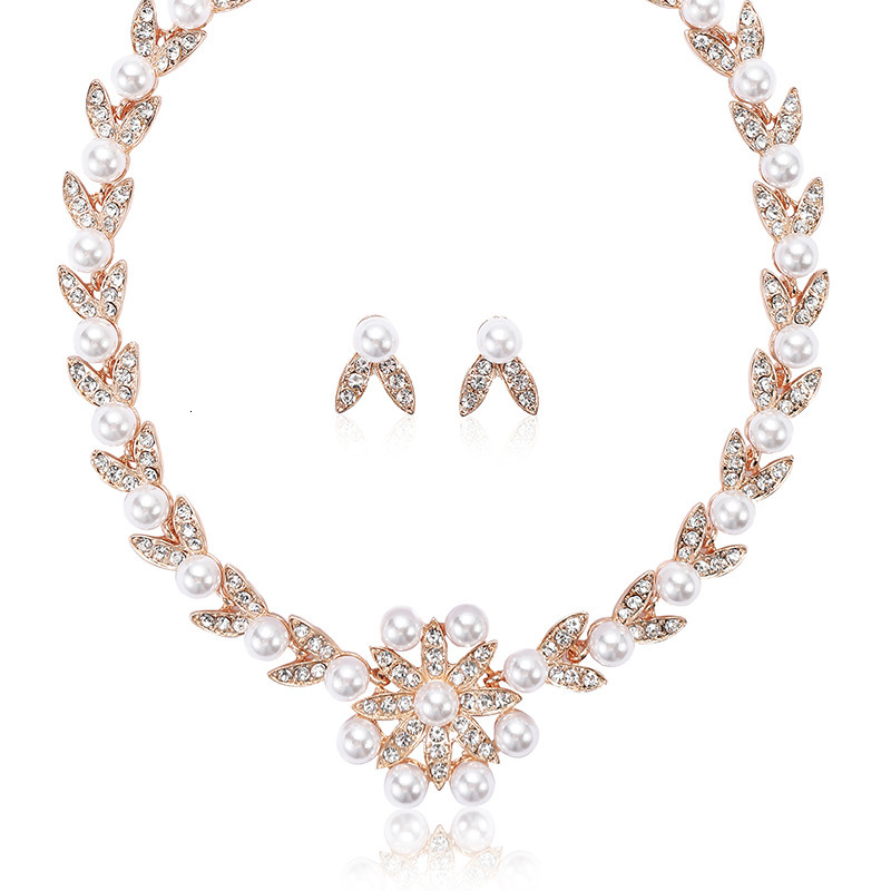 Luxury Brand Designer Jewelry 2022 European And American Foreign Trade New Pearl Necklace Set For Women, Light Luxury Niche Versatile Sweater Chain Cl