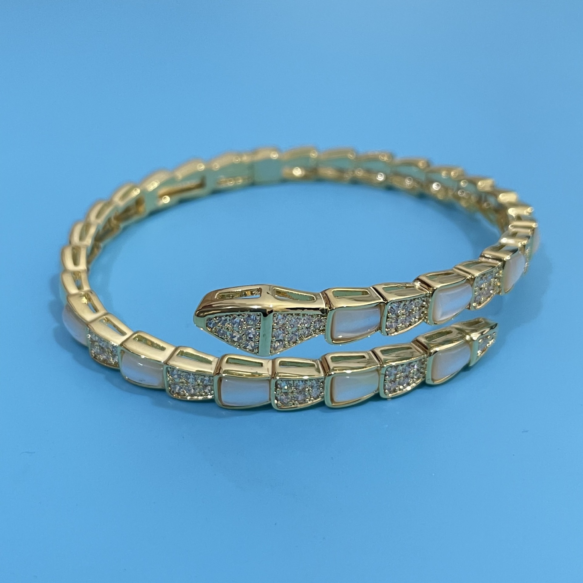 Luxury Brand Designer Jewelry Shell Spirit Snake Bone Bracelet Starry Sky Sparkling Diamond High Version T Brand Bracelet Ins Light Luxury Texture Per