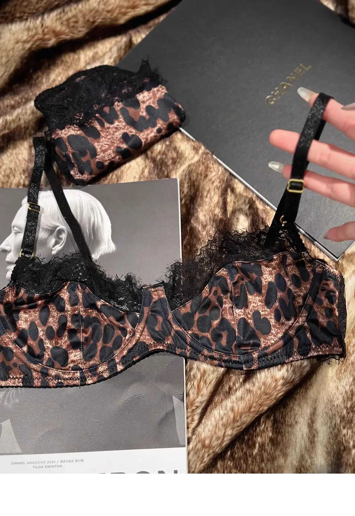 Sexy leopard print thin section underwear female lace gathered soft steel ring bra set women large size lingerie setsXJ250301