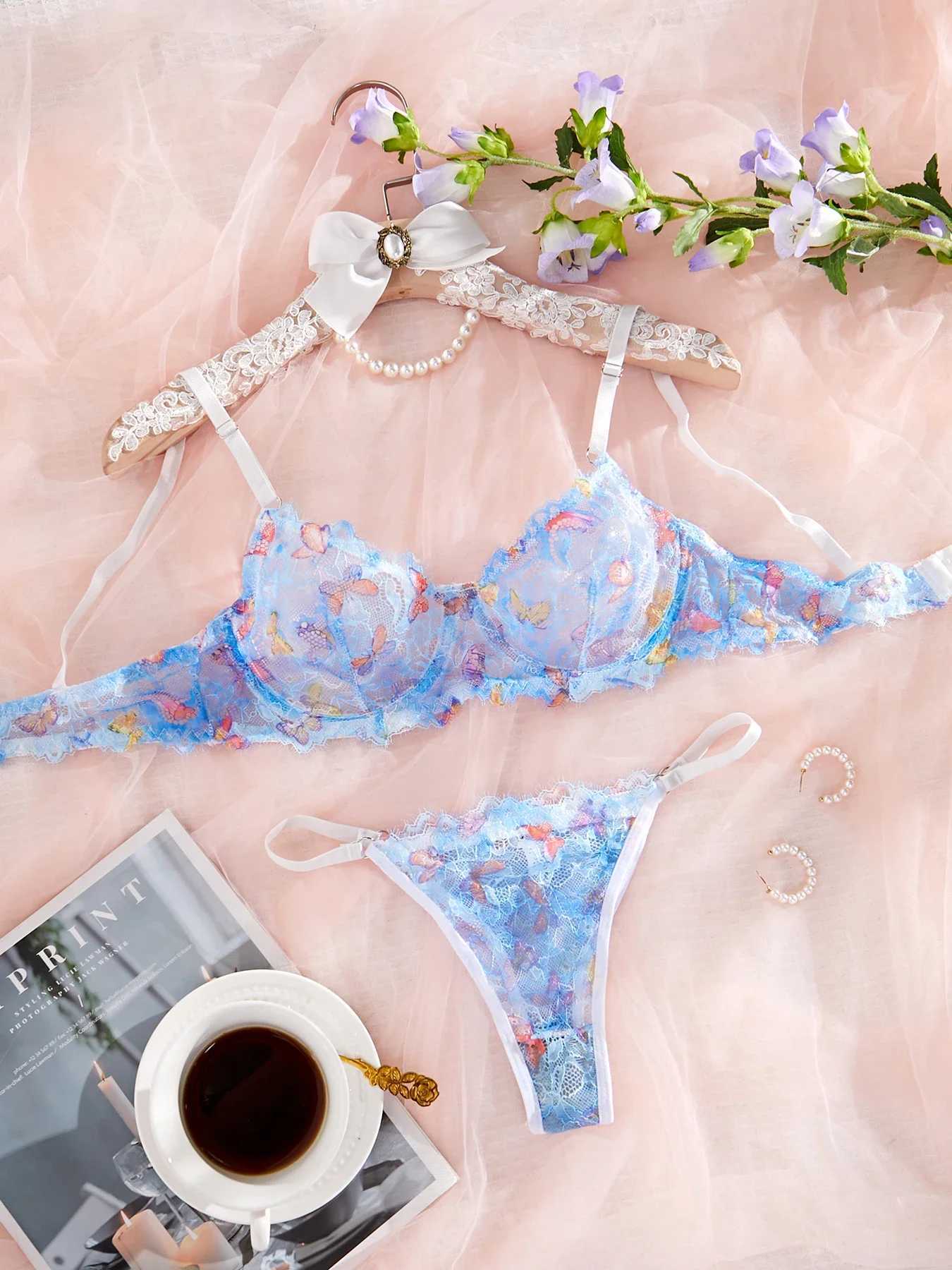 Womens transparent blue butterfly lace sexy lingerie set gathering push up bra daily comfortable close fitting lingerie setXJ250301