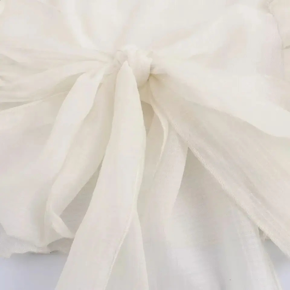 TRAF Halter Collar Tops Woman 2024 Sweet Lace Up Sleeveless Backless Bow Layered Decoration Off the Shoulders Sling 250226