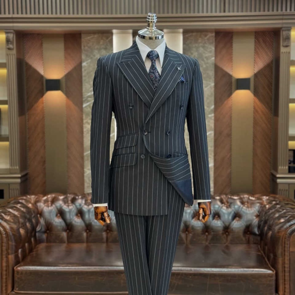 Formal Stripe Men Tuxedos Customized Double Breasted Business Groom Wedding Pants Suits Fashion Show Wear 2 Pieces