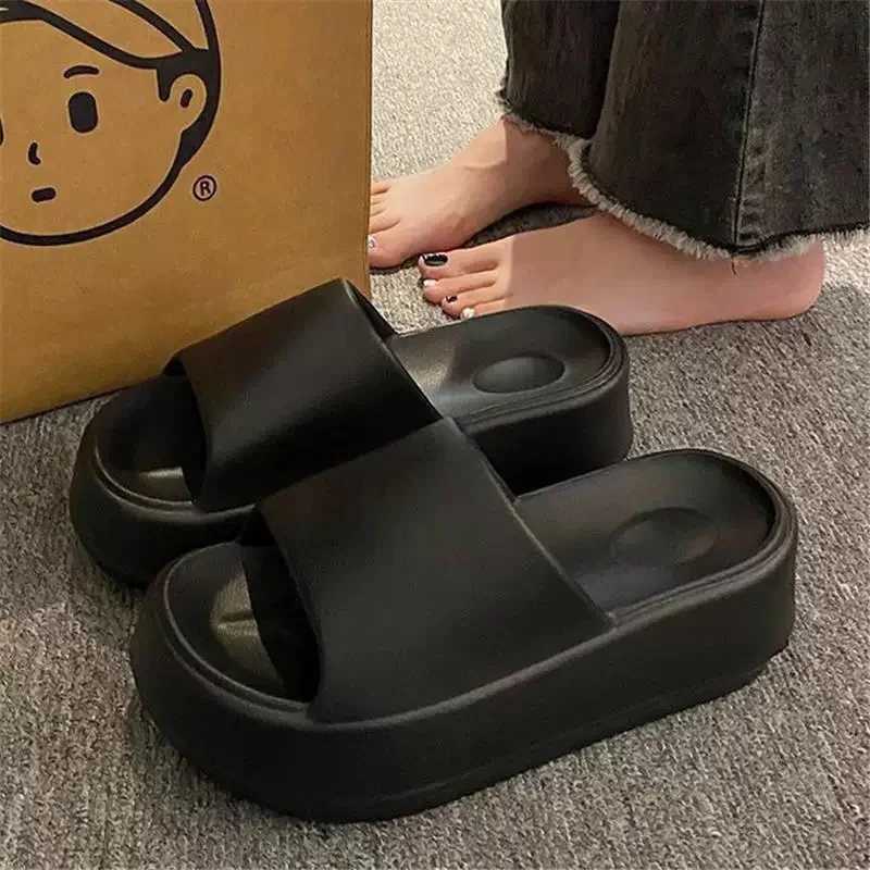 Warm and Smooth Boba Design EVA Thick Bott Casual He Slippers N Smooth Shoulders Soft Bottom Flat Sandals Y250320