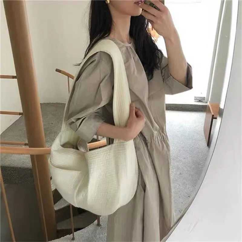 Handmade Dog Bag Pet Kitten Carrier Outdoor Travel Handbag Canvas Single Shoulder Cat Bag Sling Comfort Tote Bag Breathable 250205