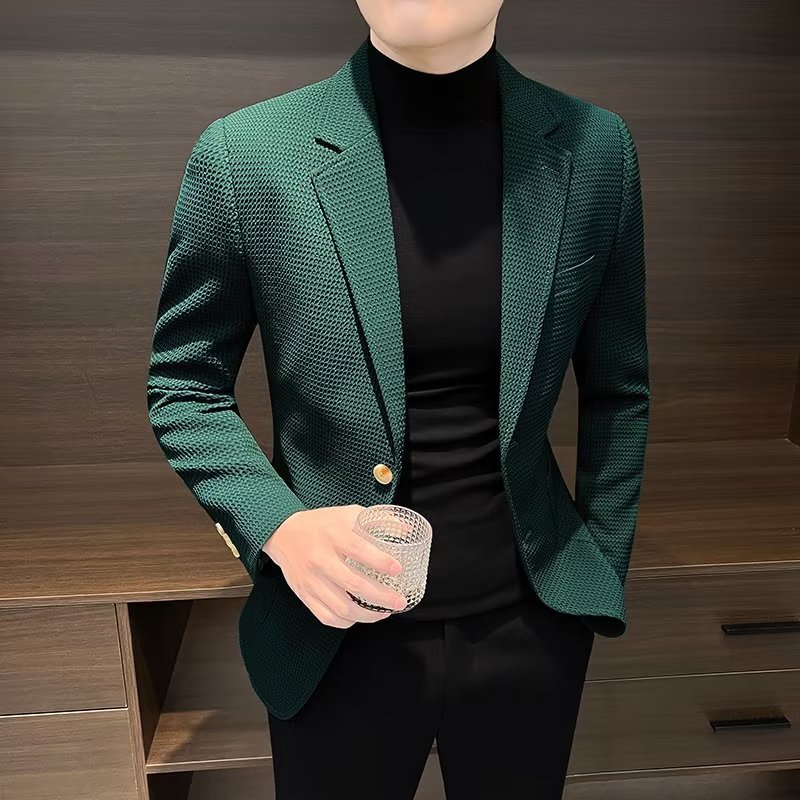 J228Stylish Men's Full Set Business Suit Tailored Fit Peak Lapel Design Ideal for Ceremonies & Office Wear in Various Plus Sizes