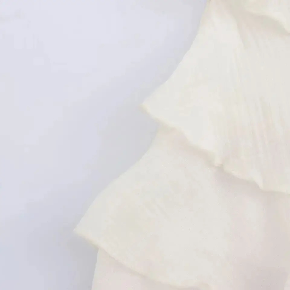 TRAF Halter Collar Tops Woman 2024 Sweet Lace Up Sleeveless Backless Bow Layered Decoration Off the Shoulders Sling 250226